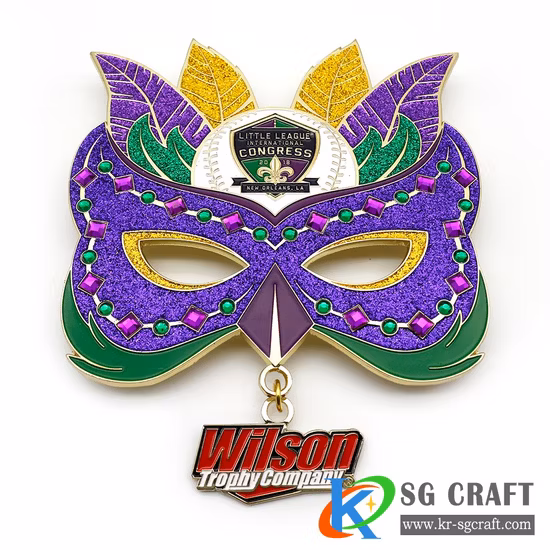 Customized Fashion Pig Shape Metal Soft Enamel Badge Masonic Lapel Pins